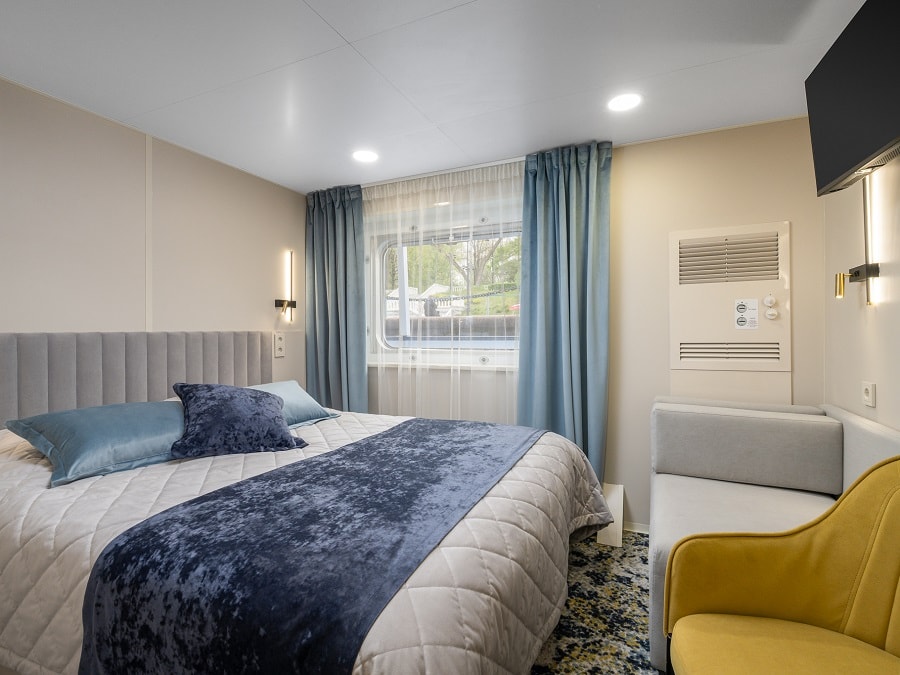 Каюта категории «Полулюкс Б-С»