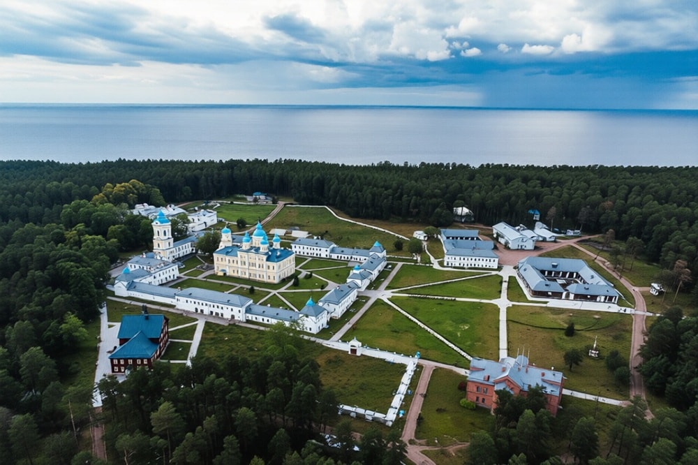 Святые обители